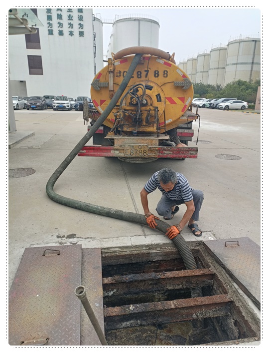 鹤岗隔油池清掏