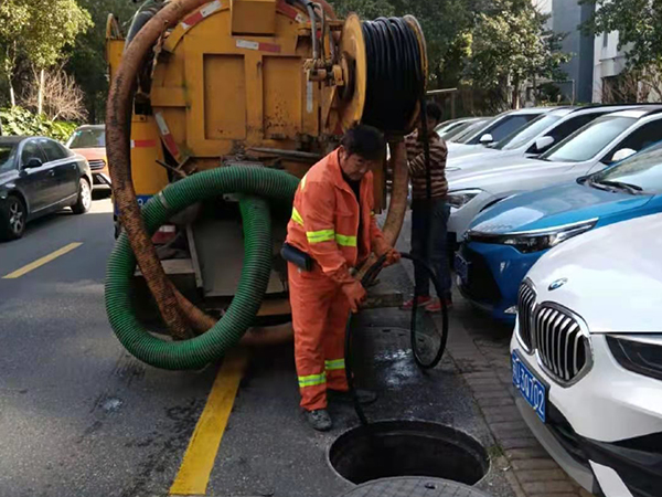 鹤岗排污管道清淤